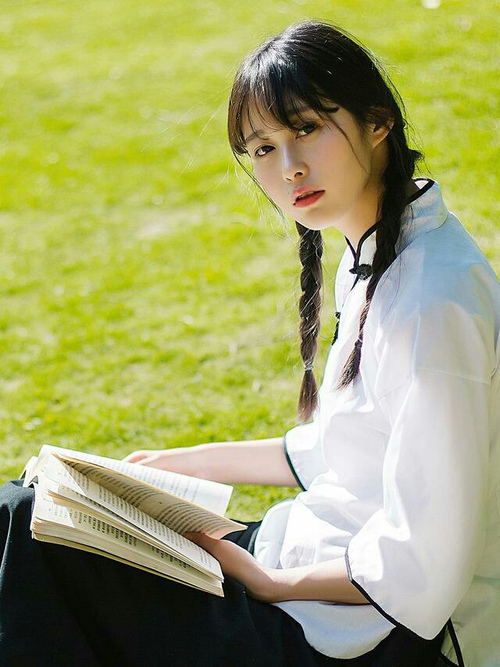 _猛龙队坚持努力，迎来关键胜利_，猛龙队战绩