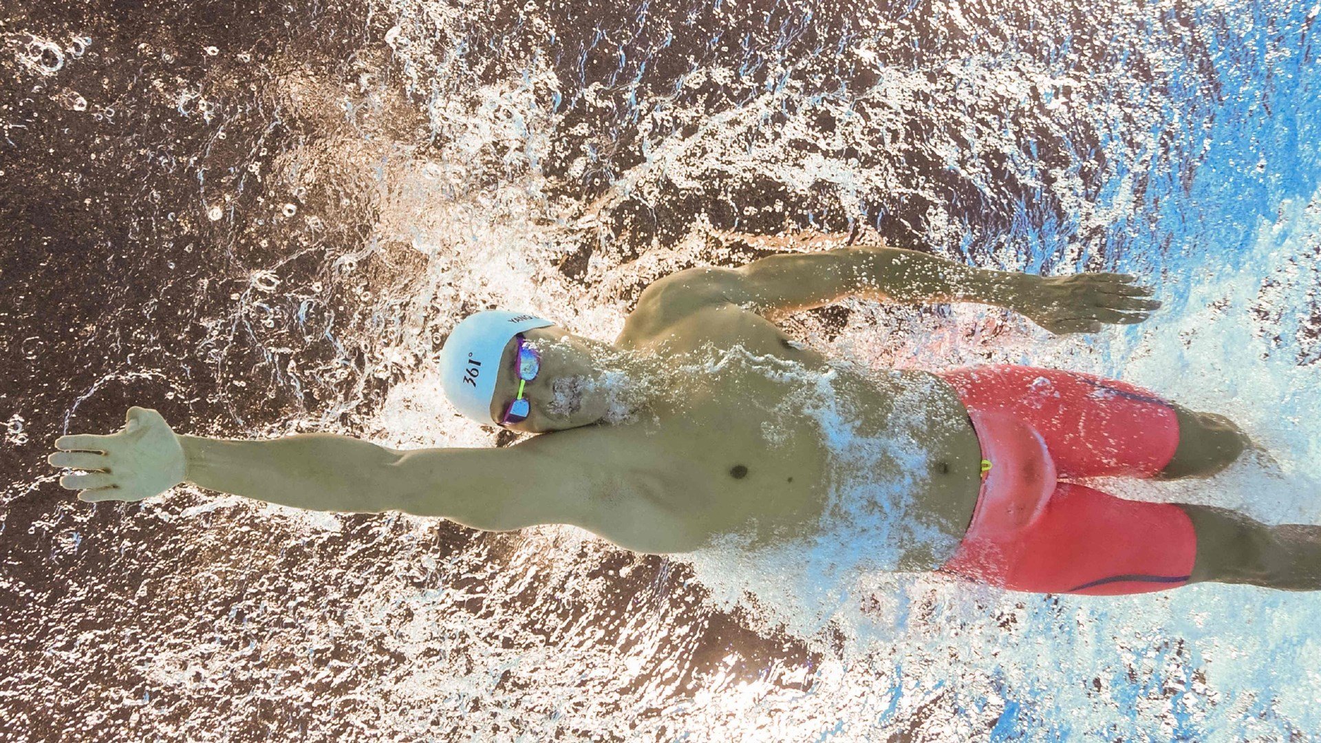 中国游泳全国冠军赛，张雨霏斩获四金成最大赢家，游泳冠军张雨霏几块金牌