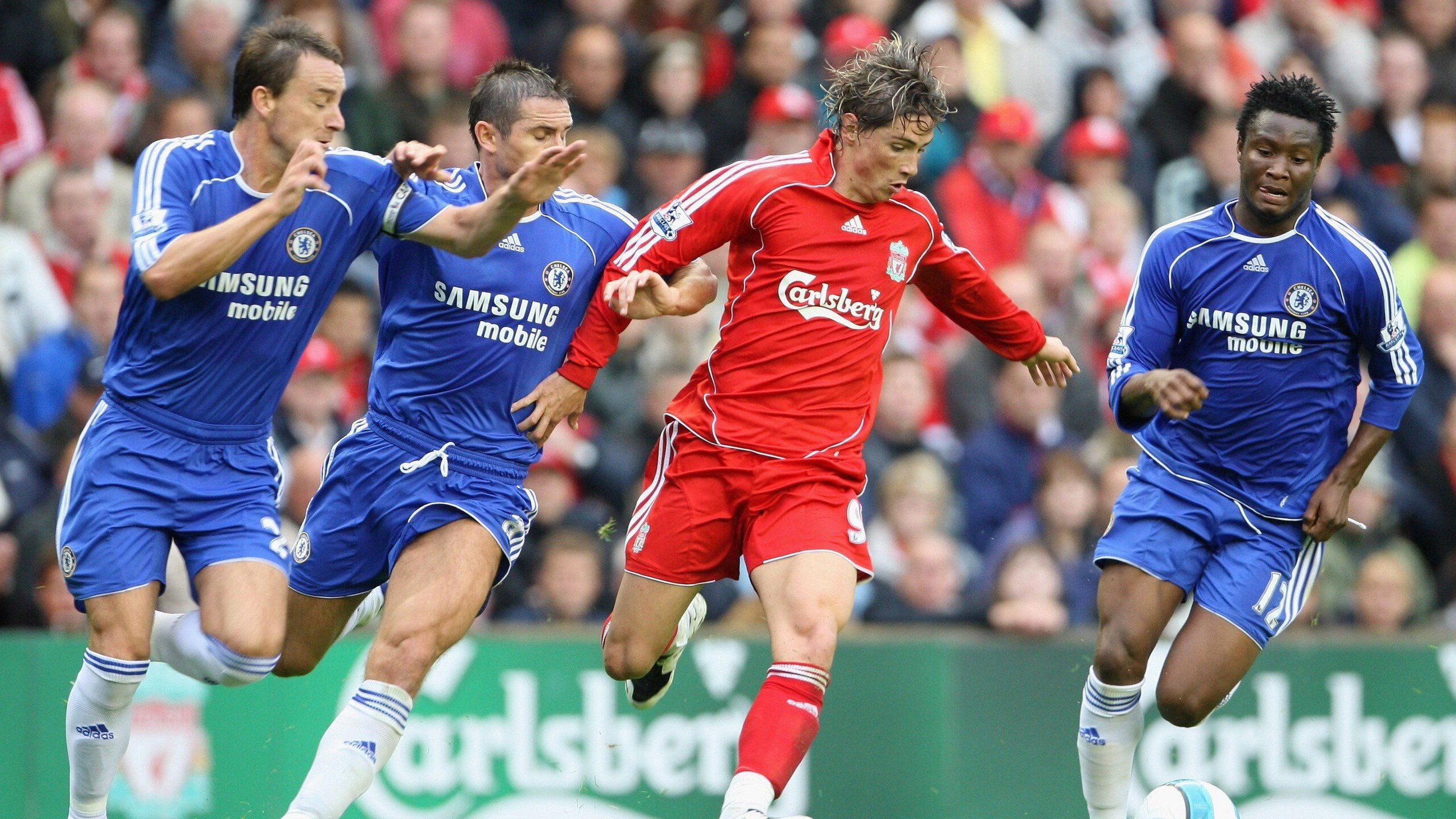 B体育-凯撒酋长签约新外援，增强进攻实力，足坛凯撒大帝