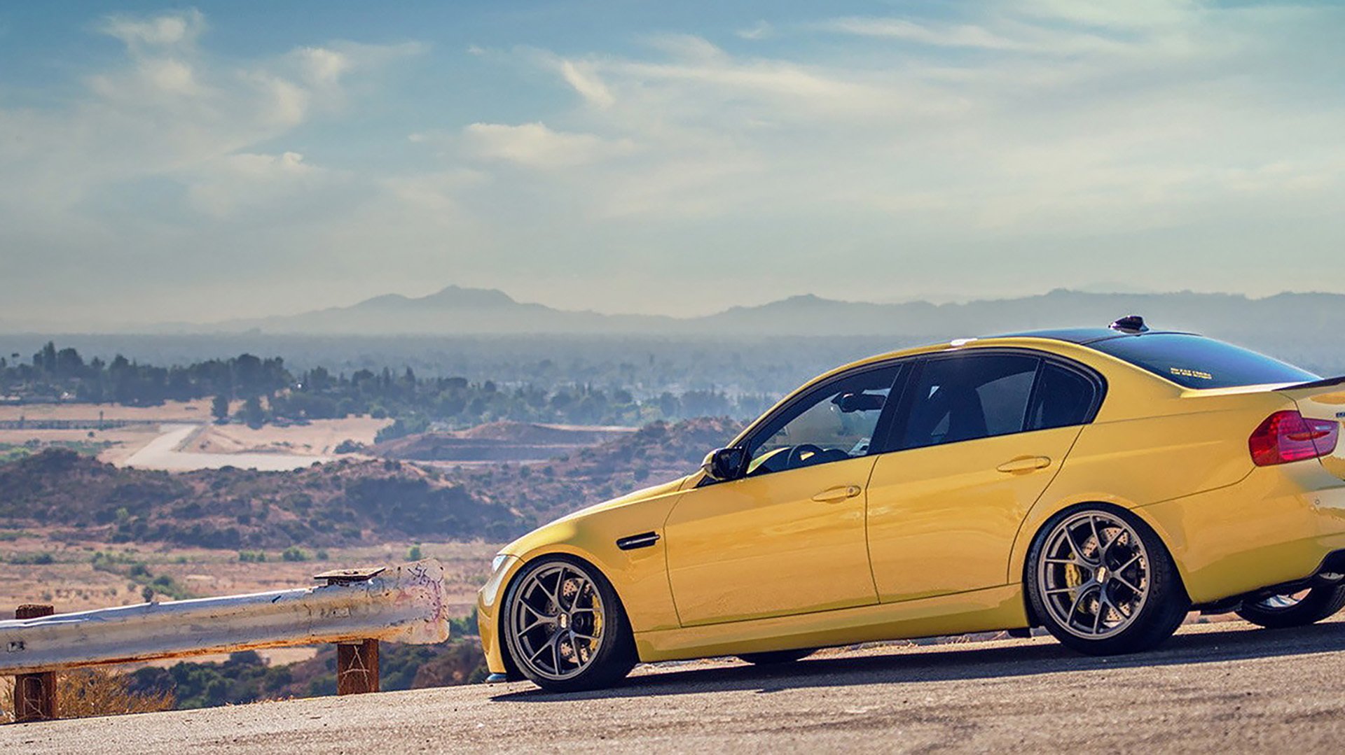 纽卡斯尔联主场3-1大胜富勒姆,进攻端火力全开,纽卡斯尔联主帅