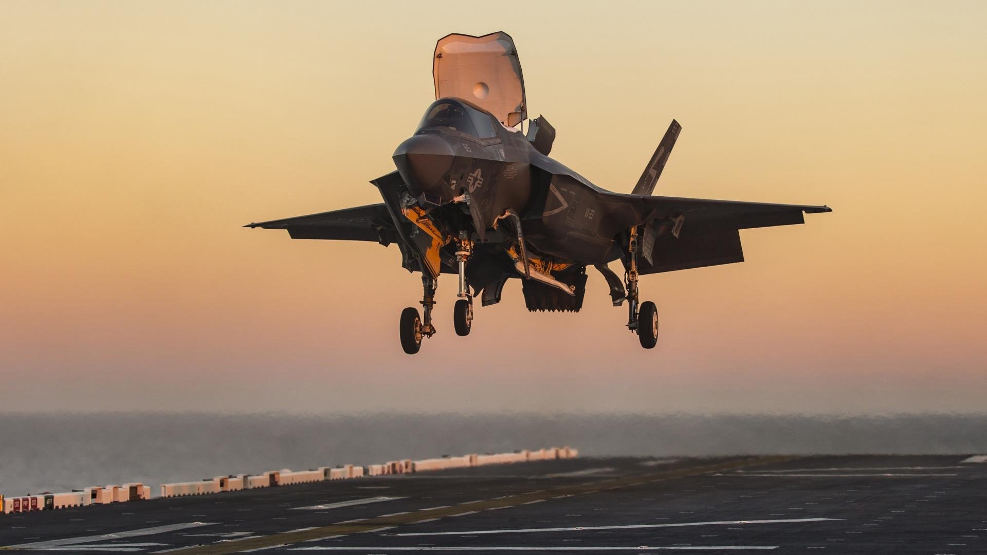 B体育在线登录入口-球员心理调节：高压环境下如何保持专注？，如何对处于高压任务中的官兵进行心理疏导