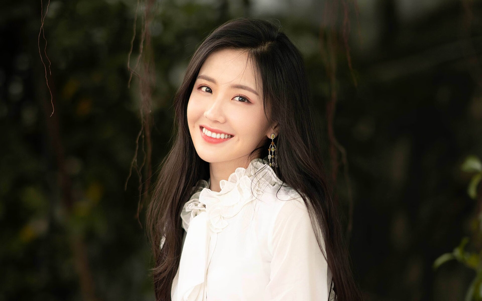 利雅得新月夺沙特联赛冠军,利雅得新月阵容豪华