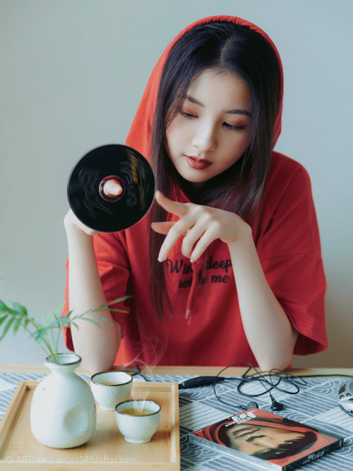 B体育(CHINA)官方网站-国际赛陈年经典比赛回顾展重燃球迷记忆，国际大赛进球纪录