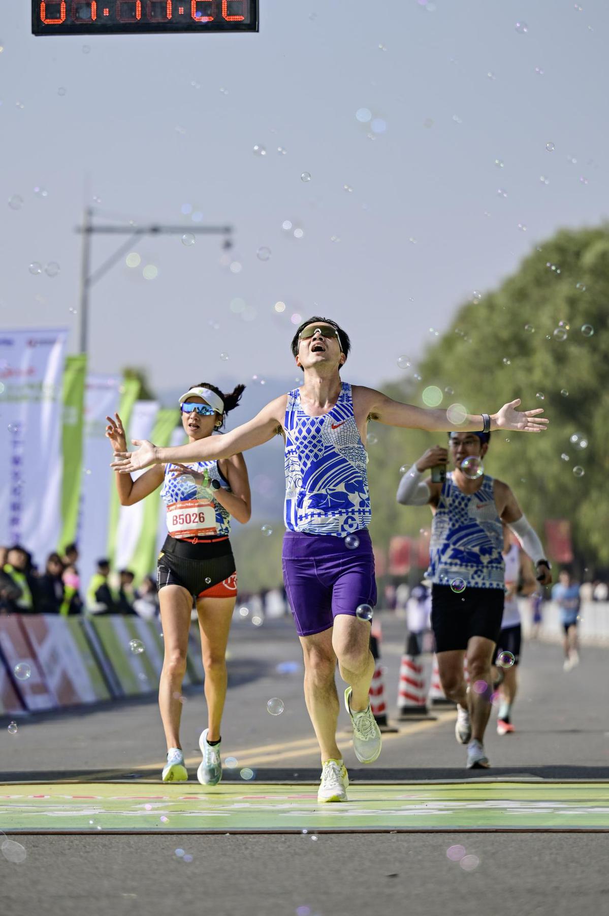 关于B体育:从撑杆跳到马拉松:多样化赛事的魅力的信息 关于B体育:从撑杆跳到马拉松:多样化赛事的魅力的信息