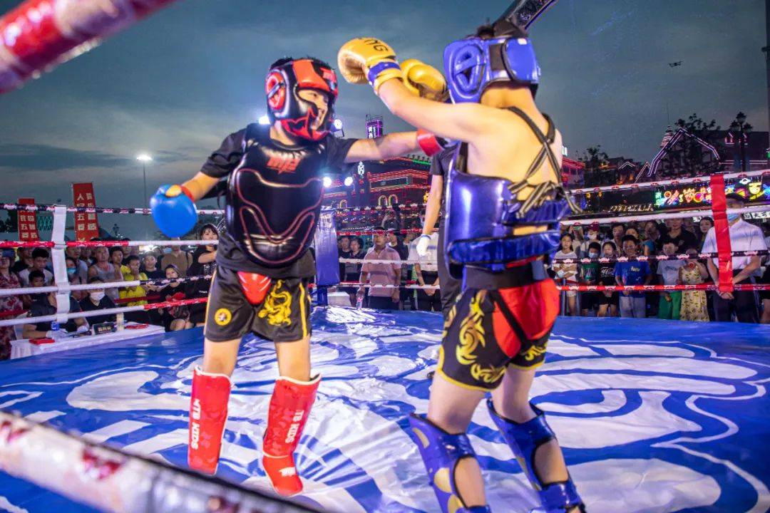 B体育:自由搏击，规则开放更具观赏性的简单介绍