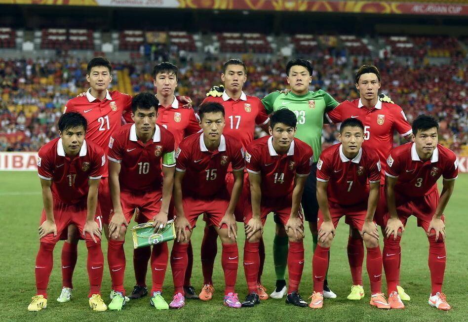 SPORTS-APP下载-包含B体育平台:老将蒿俊闵转型教练“误人子弟”，球迷：别毁了中国足球的未来！的词条